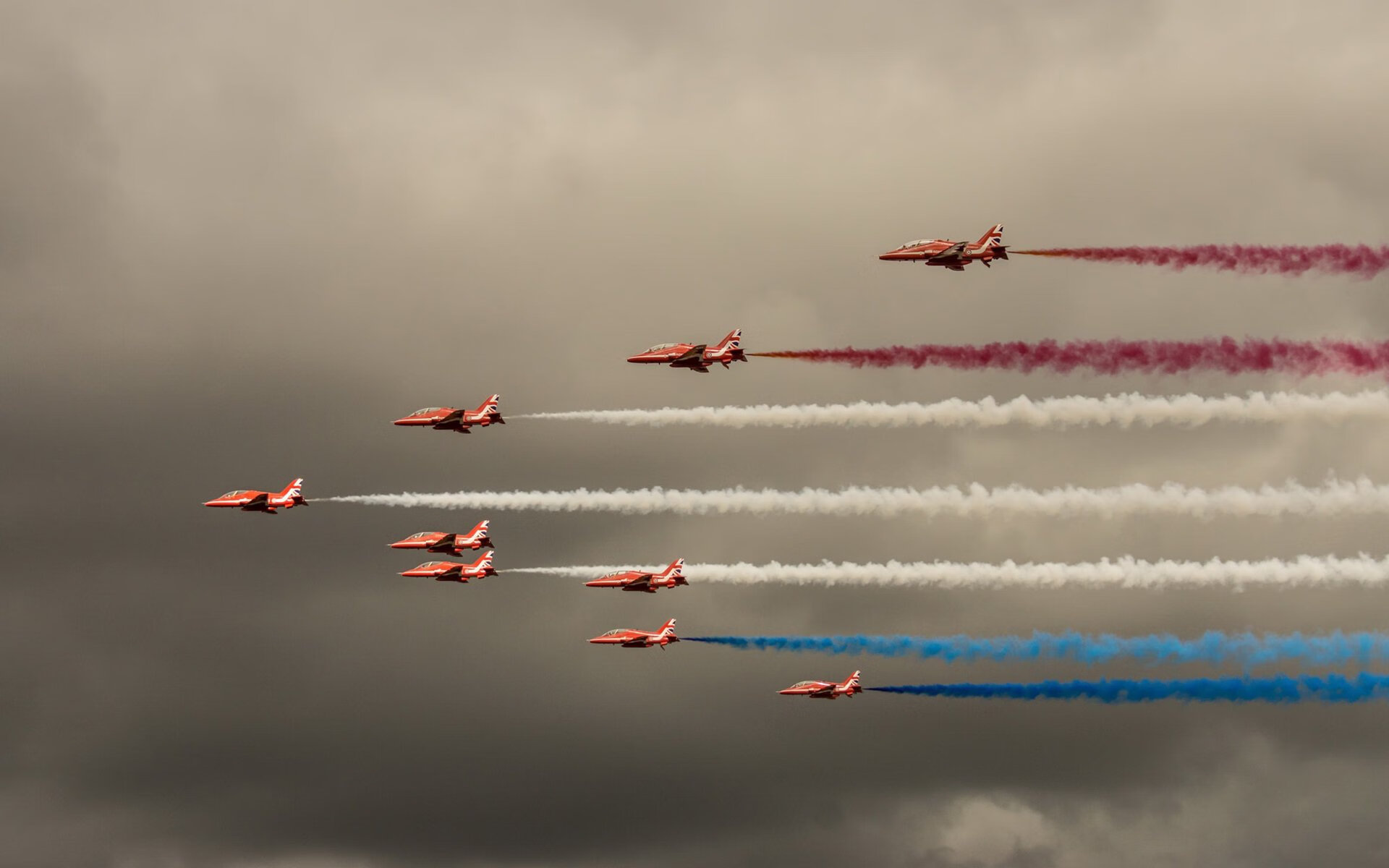 “胡利安·门德斯的无畏精神和出色球技,帮助阿根廷美洲狮队崛起”