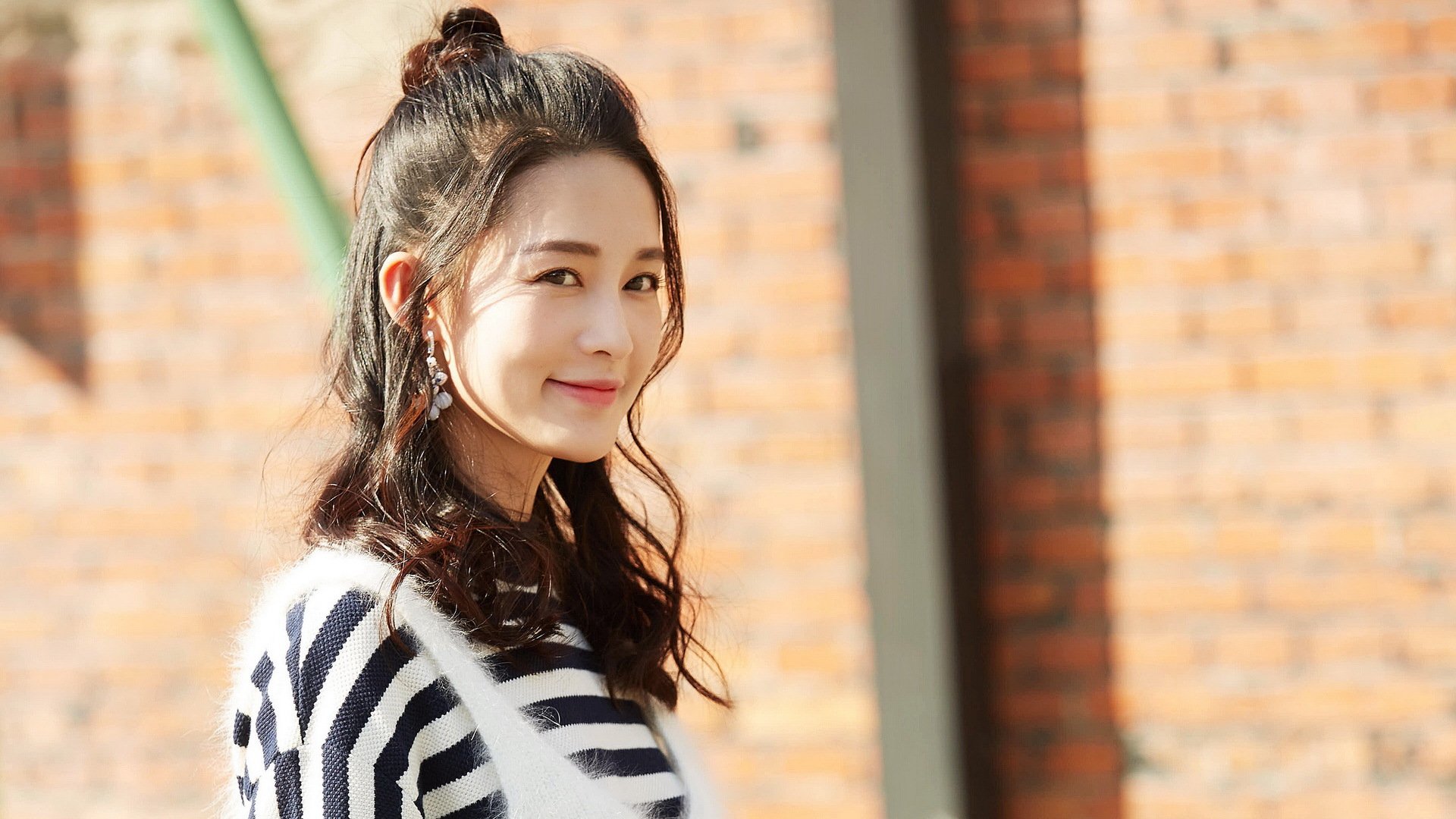 欧洲杯决胜瞬间:战术调整中的奇迹瞬间,欧洲杯决赛场外失控现场