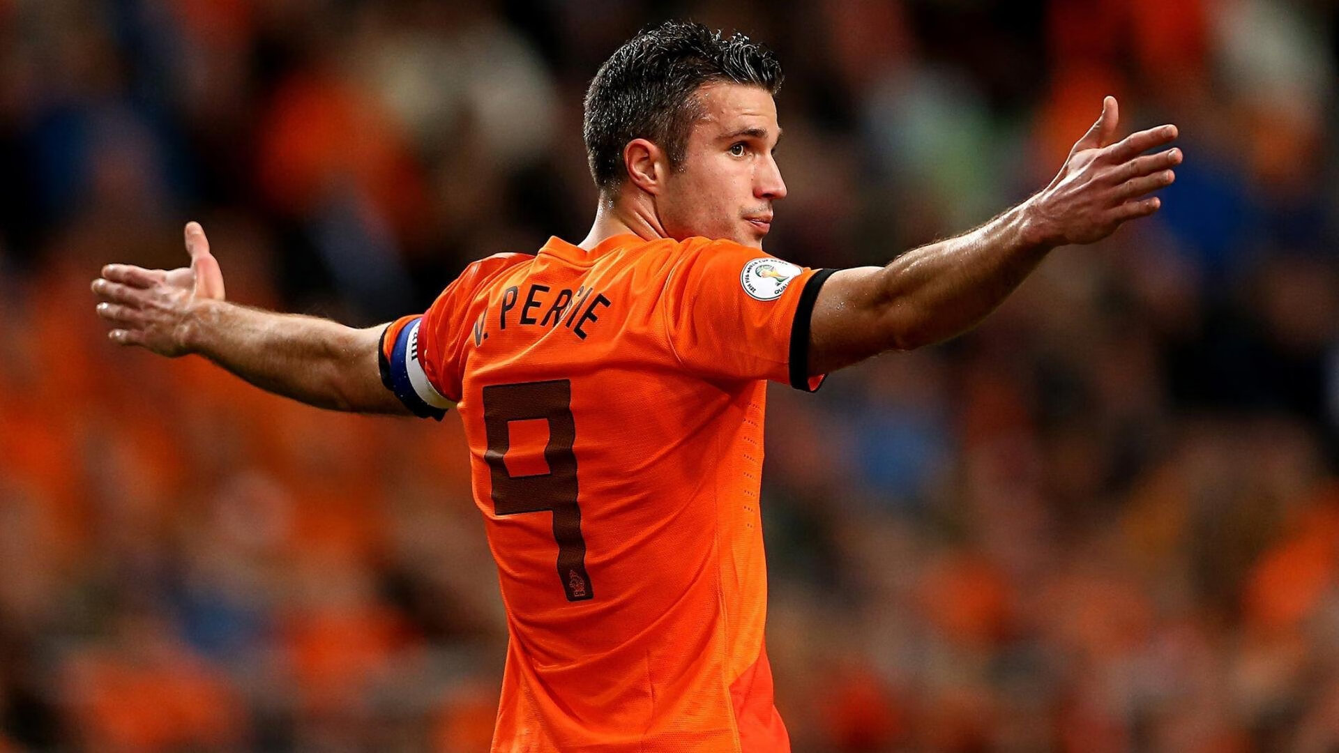 开云体育连接-足球产业投融资环境优化，助力行业快速发展，足球产业报告